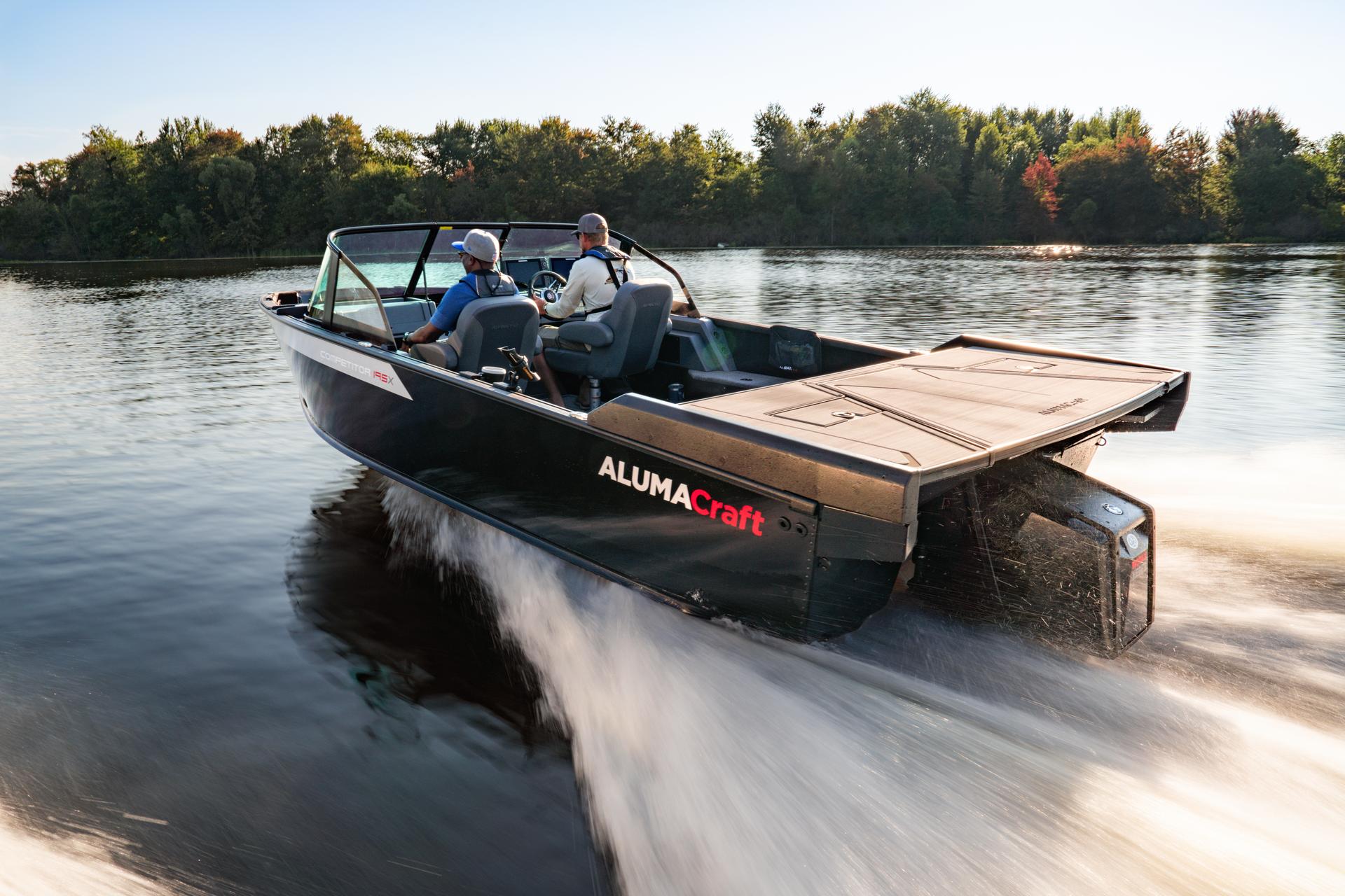 The world's first outboard motor with Stealth technology on an Alumacraft boat.