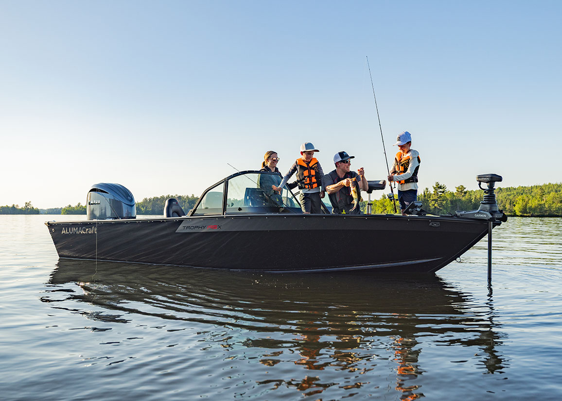 Alumacraft fishing boat