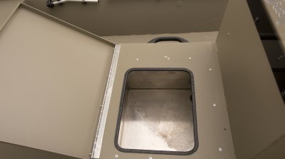 Center Console Livewell