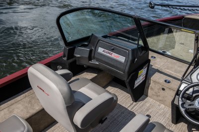 Alumacraft Competitor Sport Passenger Console