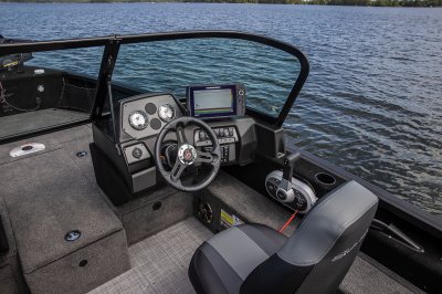 Alumacraft Competitor Shadow -Steering-Helm