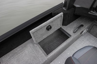 Alumacraft Competitor FSX - Portside-Storage-1